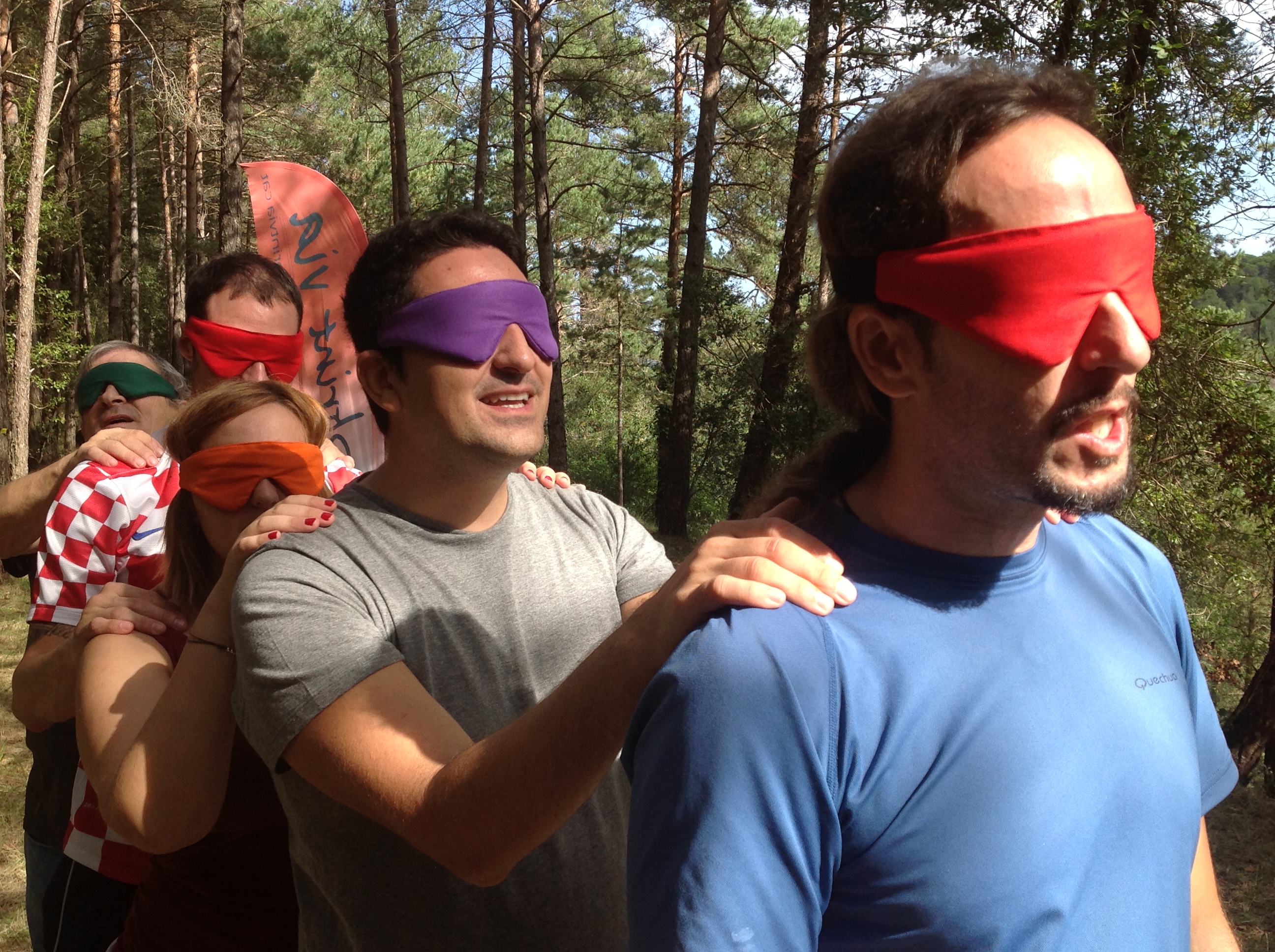 obrint-via-outdoor-team-building